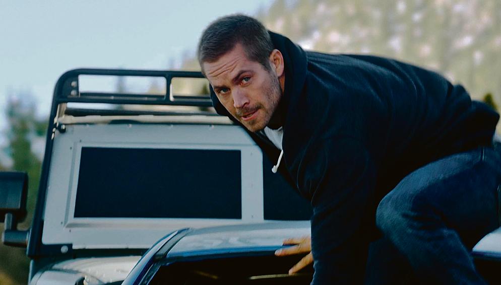 Walker morreu durante a produção do filme e seus irmãos foram chamados como dublês. | Divulgação