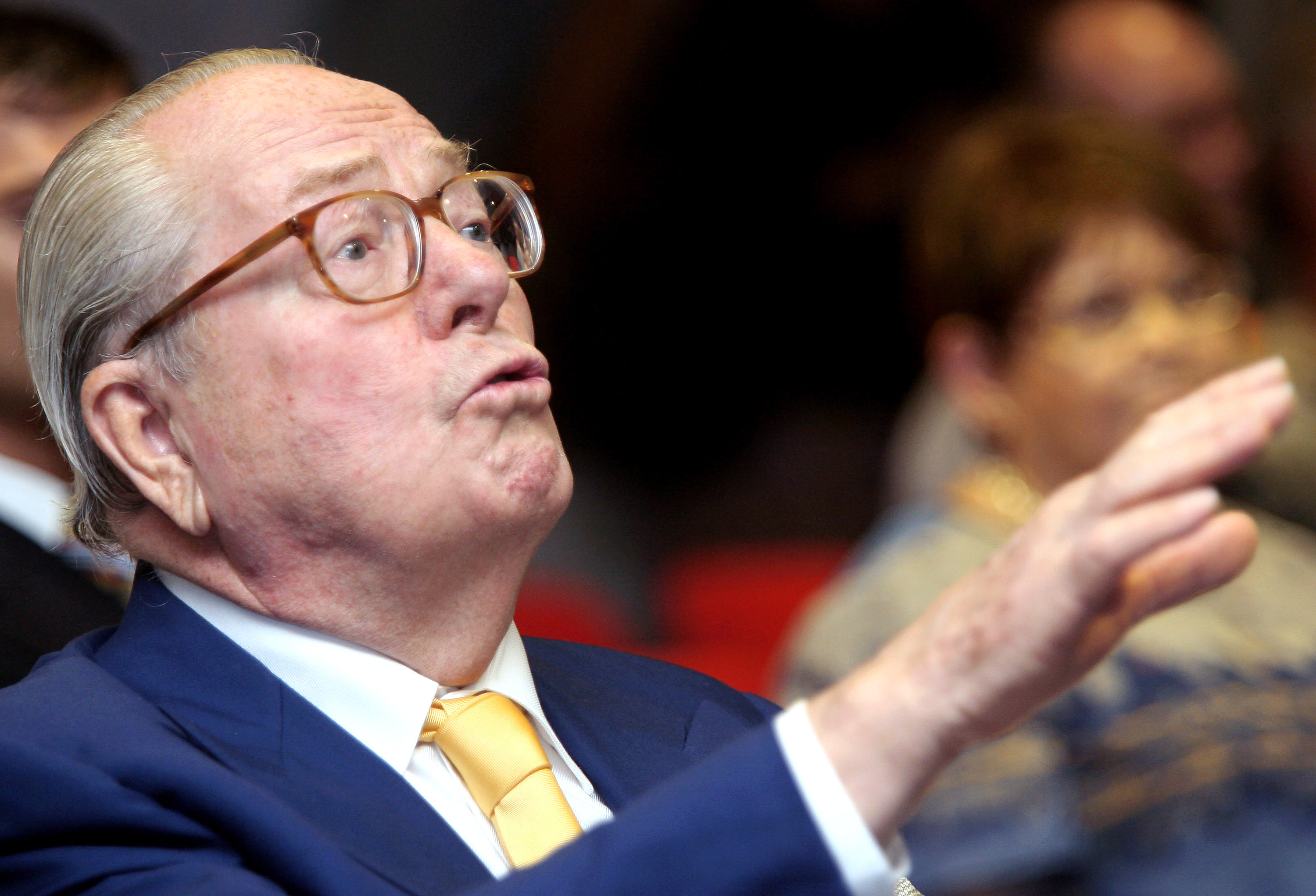 Frente Nacional começa a discutir a expulsão de Jean-Marie Le Pen | MON/sd/MARCELLO PATERNOSTRO