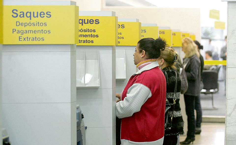 Falta de segurança é a maior reclamação de usuários de bancos Vazamentos de dados e violação da conta estão entre as queixas dos clientes. | Ivonaldo Alexandre/Gazeta do Povo