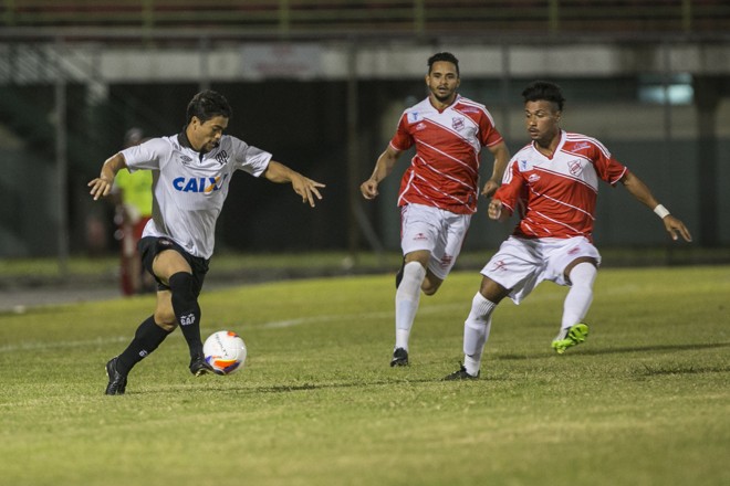 Felipe fez uma boa partida em Paranaguá. | Marcelo Andrade/Gazeta do Povo