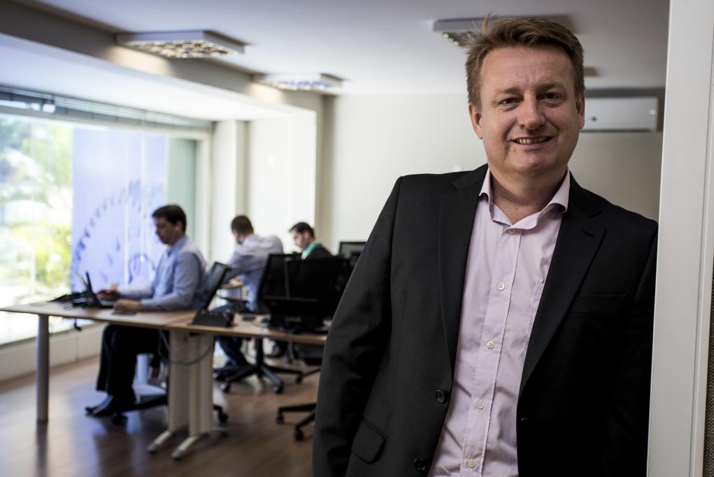 Almir Meinerz, diretor executivo da Spro, diz que a agropecuária é um mercado ainda pouco atendido pelos sistemas de ERP. | Henry Milleo/Gazeta do Povo