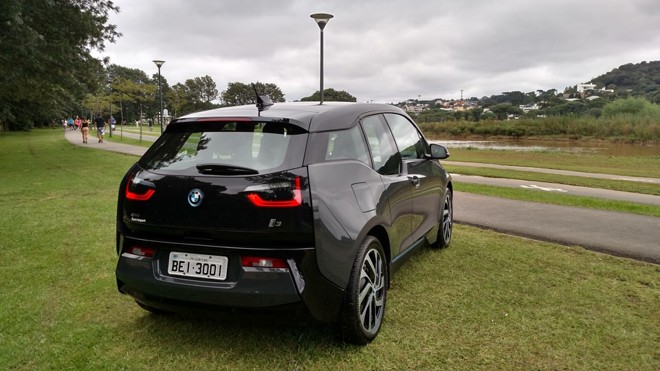 Motor elétrico entrega 25,49 kgfm de torque, mais do que o 316i, que tem 22,43 kgfm. |