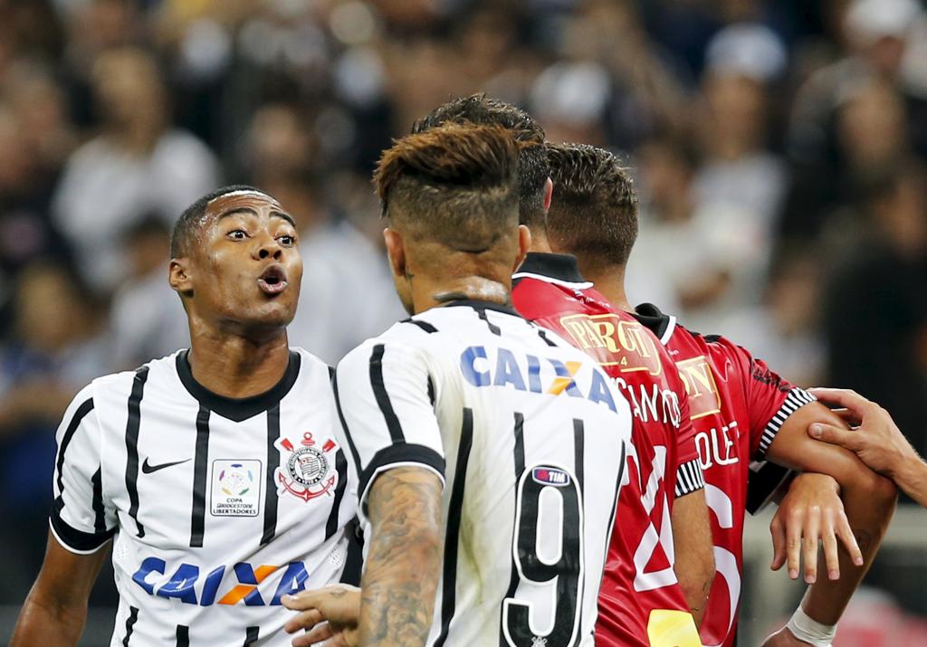 Elias foi vítima de injúria racial na última quarta-feira. | PAULO WHITAKER/REUTERS