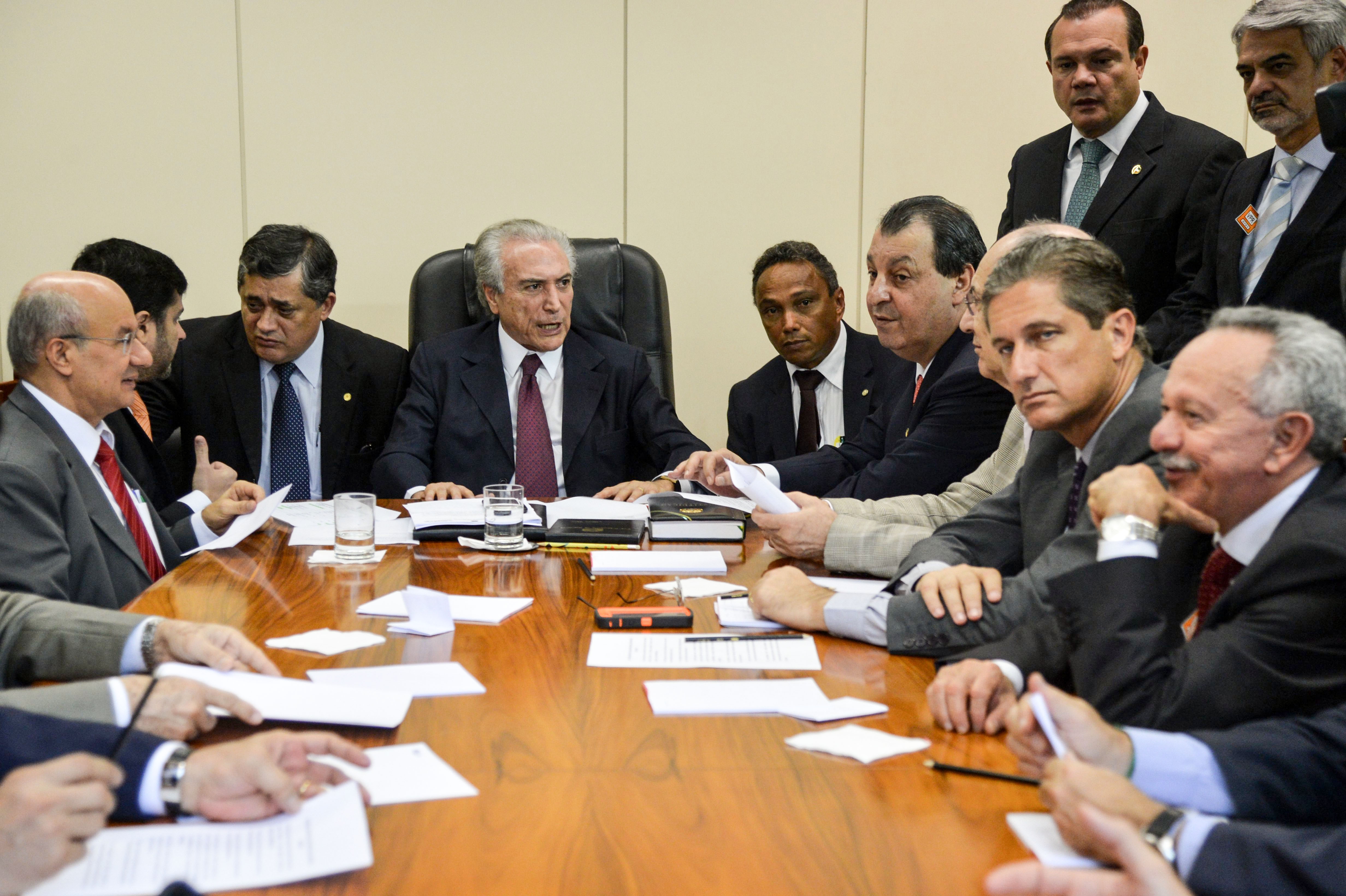 O vice-presidente Michel Temer se reúne com líderes no Congresso Nacional e presidentes dos partidos da base aliada | José Cruz/Agência Brasil
