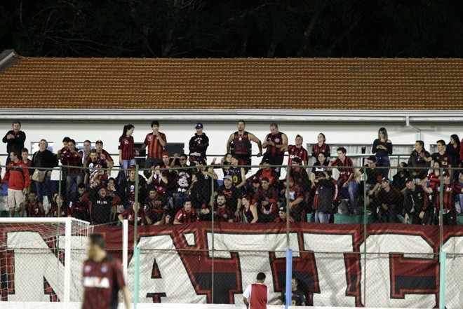 Torcida do Atlético marcou presença em Prudentópolis. | Gazeta do Povo