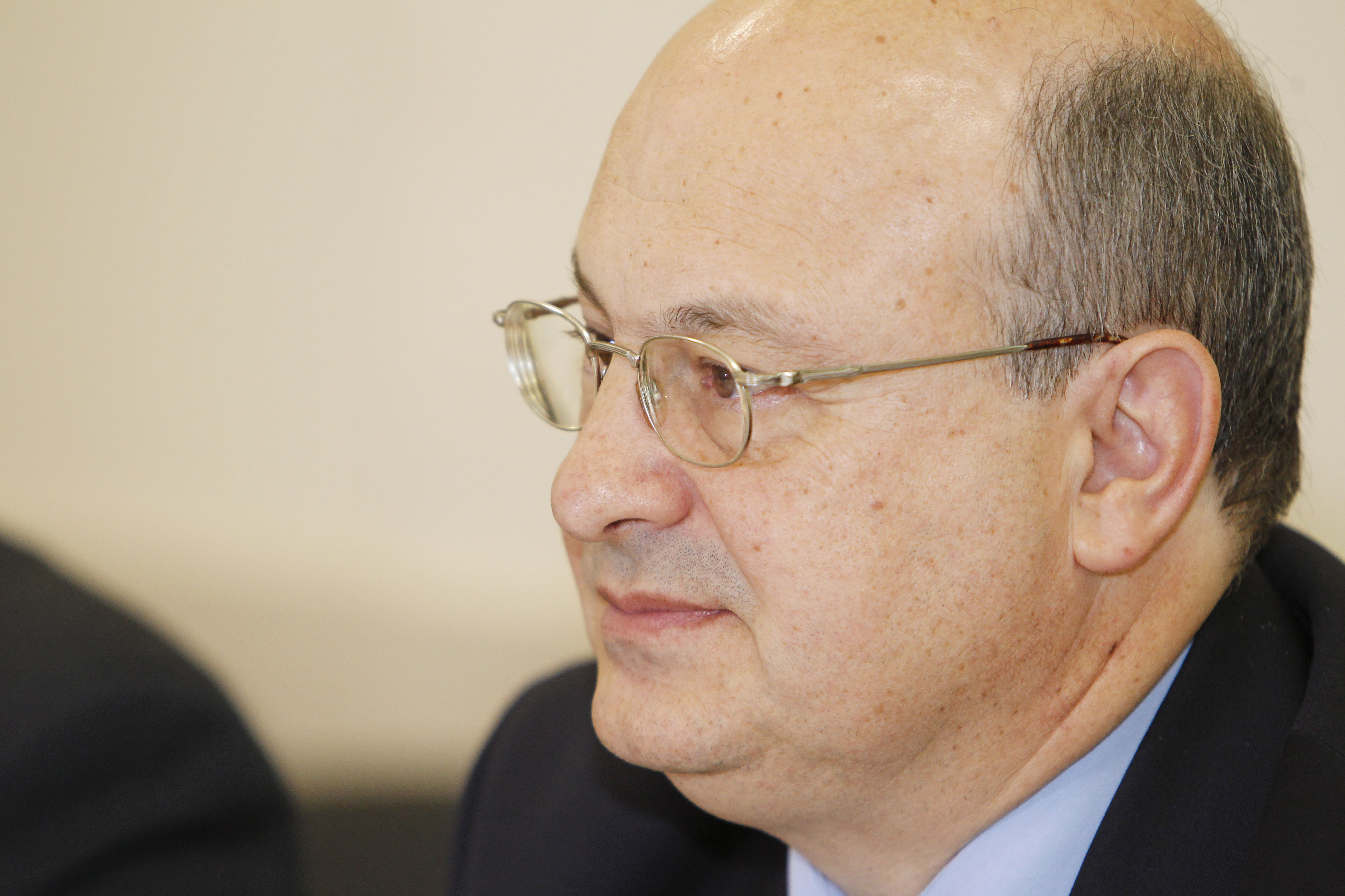 Reitor da UFPR,Zaki Akel Sobrinho, disse  que a  instituição não vê qualquer ilegalidade  nos convênios. | Antônio More/Gazeta do Povo