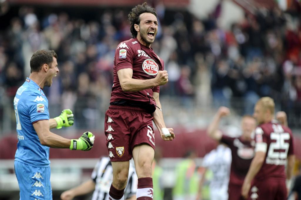 Moretti celebra a vitória do Torino no clássico. | GIORGIO PEROTTINO/REUTERS