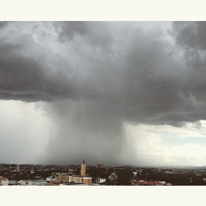 Curitiba na foto que a @daphnekondo mandou #japragazeta | 