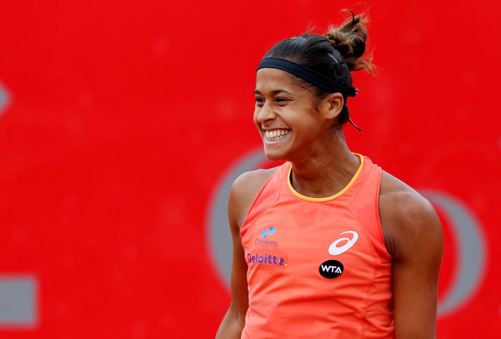 Teliana venceu o Torneio de Bogotá e inicia no Marrocos preparação para Roland Garros. | Leonardo Muñoz/EFE