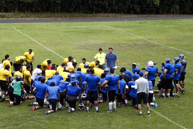 Seleção Brasileira de Futebol Americano fazendo um treinamento intensivo no feriado de Tiradentes na Unicentro em Irati, interior do Paraná. Seleção se prepara para a primeira participação do Brasil na Copa do Mundo de Futebol Americano. | Albari Rosa/gazeta do povo