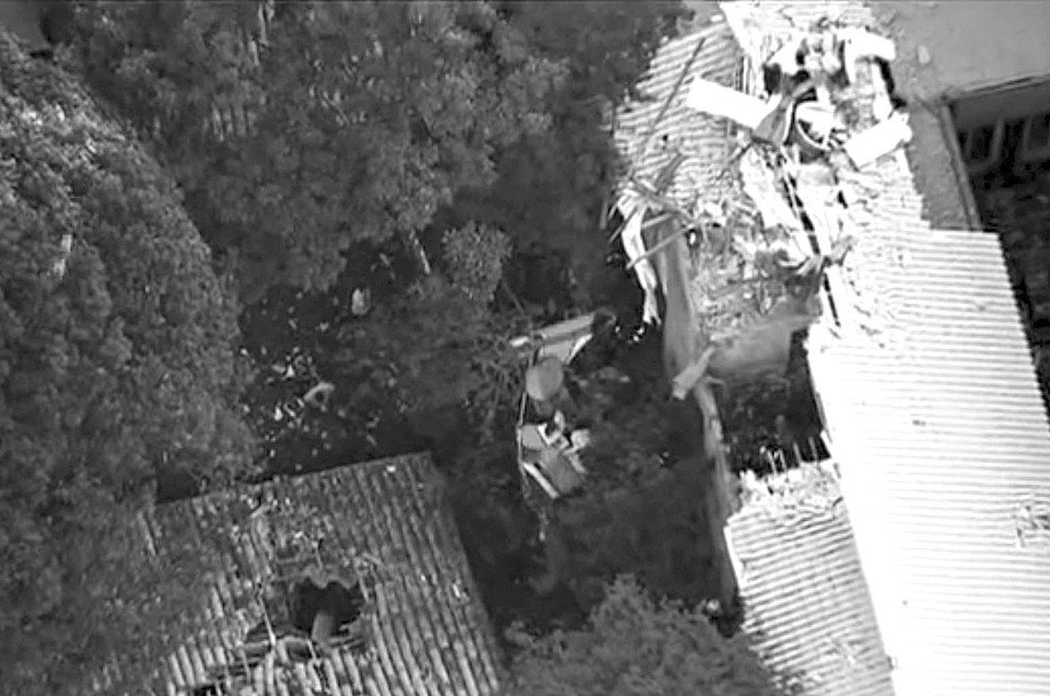 Filho de Alckmin é um dos cinco mortos em queda de helicóptero Casa onde a aeronave caiu fica em um condomínio da cidade de Carapicuíba, interior de São Paulo. | Reprodução TV Globo