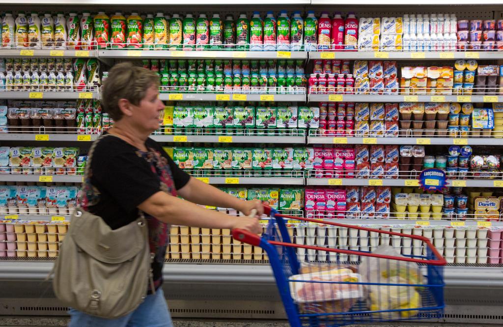Cautela nas compras bateu nos produtos do dia a dia da alimentação do brasileiro, como pão e iogurte. | Brunno Covello