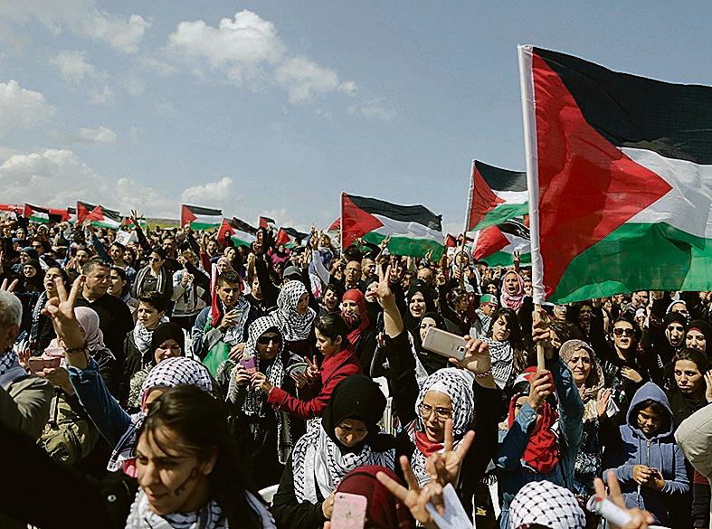 Palestinos lembraram expulsão para criação do Estado de Israel. | Ammar Awad / Reuters