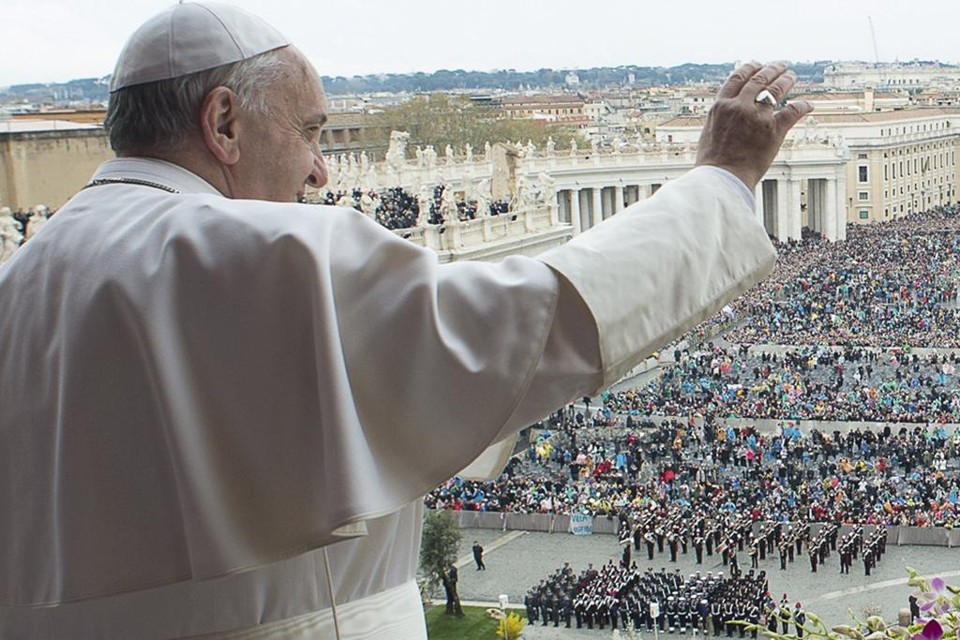 Papa Francisco:  “Pedimos a  Jesus para iluminar o sofrimento de nossos irmãos e irmãs que são perseguidos por seu nome”. | OSSERVATORE ROMANO
/REUTERS