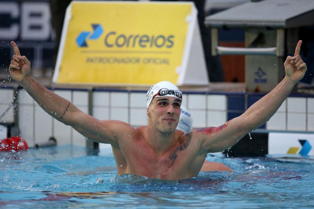 Bruno Fratus, do Fluminense, derrotou o superfavorito Cesar Cielo nas piscinas do Maria Lenk, no Rio: resultado levou um minuto para sair. | Satiro Sodre/SSPress