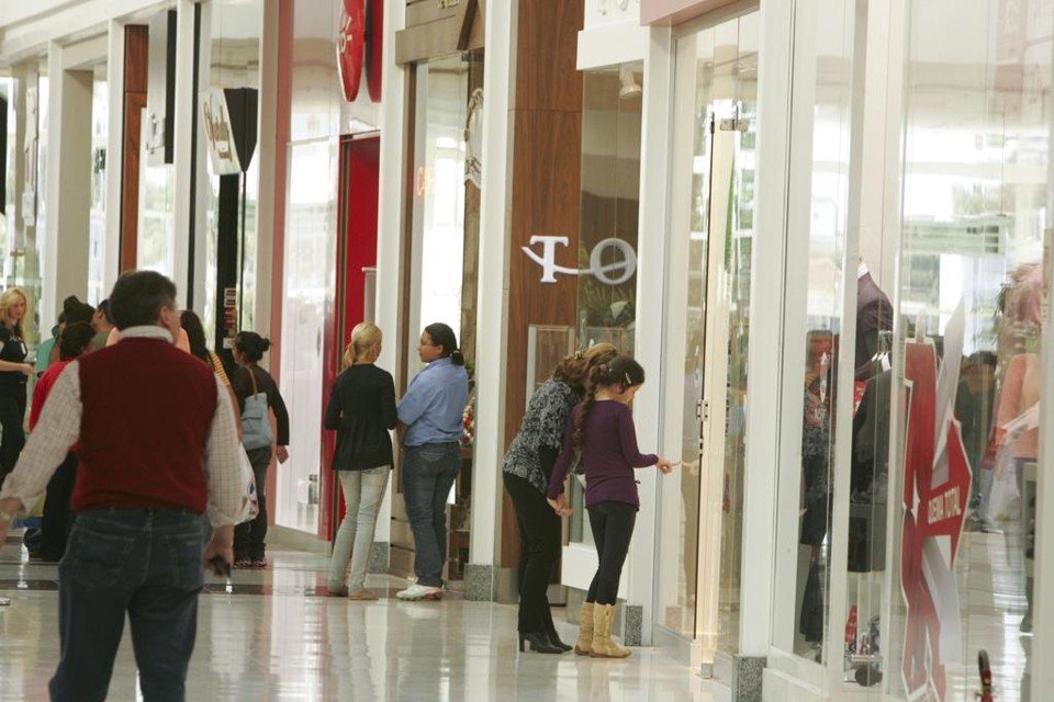 Cidade conta hoje com 14 shoppings. | Daniel Castellano/Gazeta do Povo