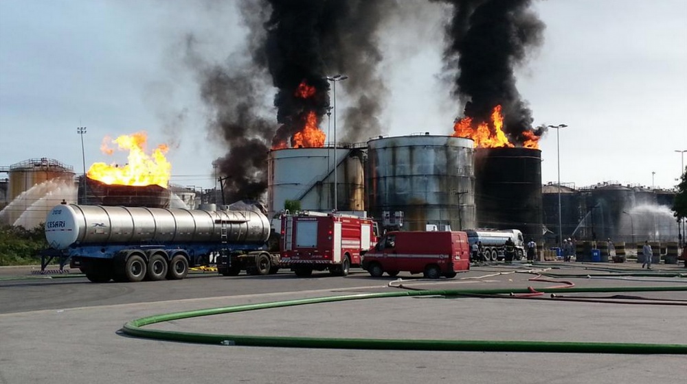 Incêndio voltou a se intensificar no final desta quarta-feira (08). | Divulgaa§a£o / Fotos Paºblicas - Corpo De Bombeiros Da Pmesp