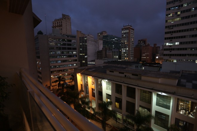 Vista do Edifício Maringá, em frente à Biblioteca Pública . | Ivonaldo Alexandre/Gazeta do Povo