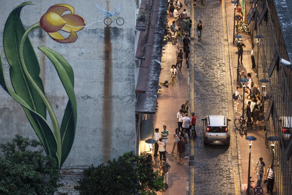 Rua da moda em Curitiba passa por momento complexo. | Brunno Covello/Gazeta do Povo
