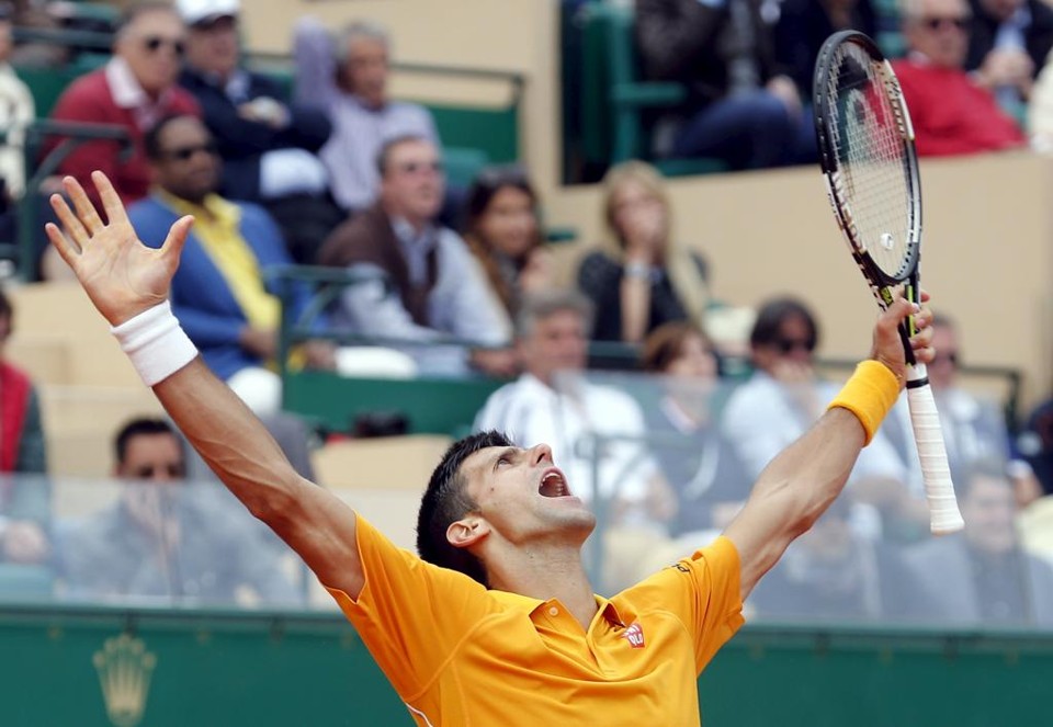 Djokovic bate Nadal e faz final com Berdych em Montecarlo Novak Djokovi comemora vitória sobre Nadal: um dos maiores clássicos da história do tênis. | Jean-Paul Pelissier/Reuters