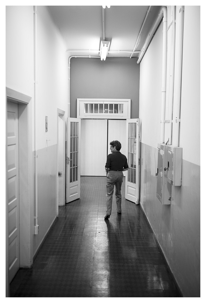 Sueli Cortiano no albergue recém-desativado. Casas de passagem e centros populares de atendimento inauguram nova fase da ação social junto ao povo da rua. | Alexandre Mazzo/Gazeta do Povo