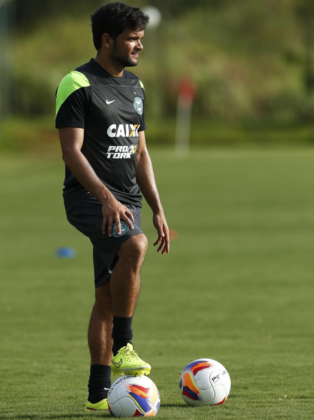 Norberto não enfrentou o Paraná porque estava suspenso. | Hugo Harada/Gazeta do Povo
