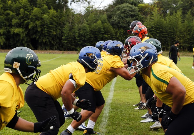 Seleção Brasileira de Futebol Americano fazendo um treinamento intensivo no feriado de Tiradentes na Unicentro em Irati, interior do Paraná. Seleção se prepara para a primeira participação do Brasil na Copa do Mundo de Futebol Americano. | Albari Rosa/gazeta do povo