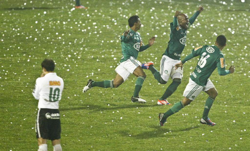 Coritiba perdeu o primeiro jogo da final da Copa do Brasil de 2012 para o Palmeiras e ficou sem o título no Alto da Glória. | Daneil Castellano/Gazeta do Povo