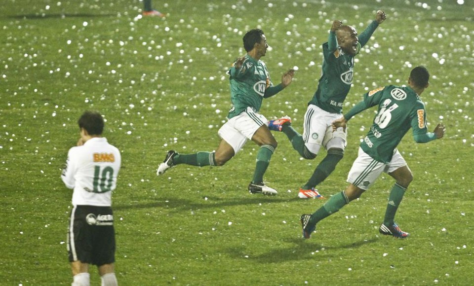 Coritiba perdeu o primeiro jogo da final da Copa do Brasil de 2012 para o Palmeiras e ficou sem o título no Alto da Glória. | Daneil Castellano/Gazeta do Povo