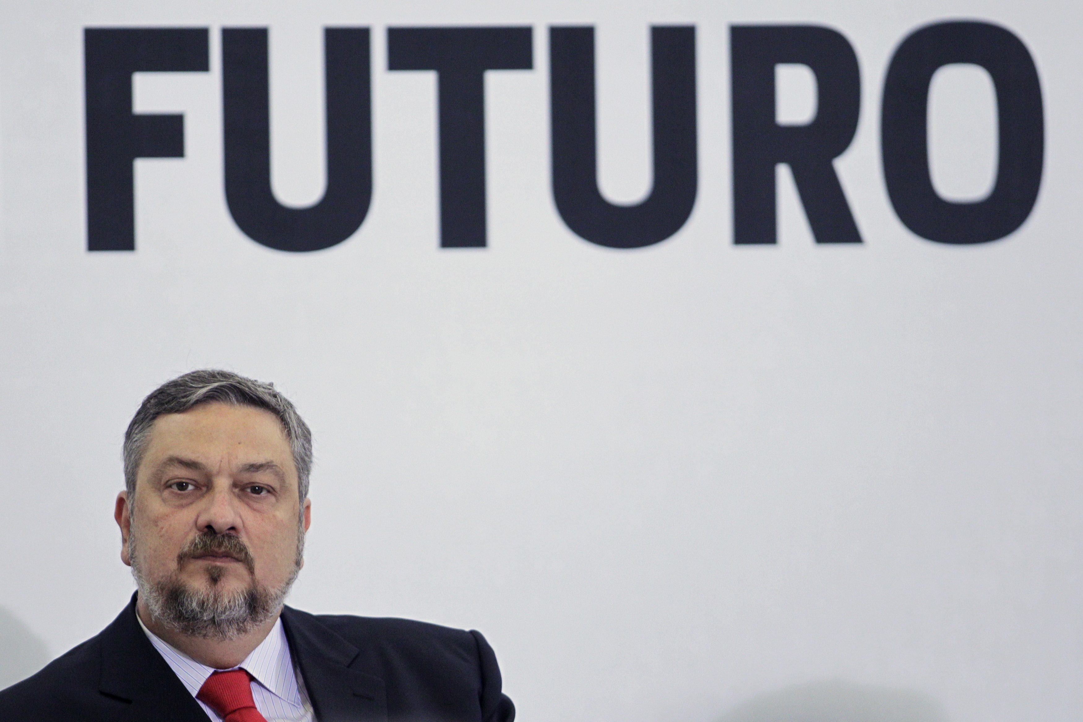 Antonio Palocci, ex-ministro da Casa Civil: documentos obtidos pela revista Época complicam ainda mais a vida do político. | Ueslei Marcelino/Reuters