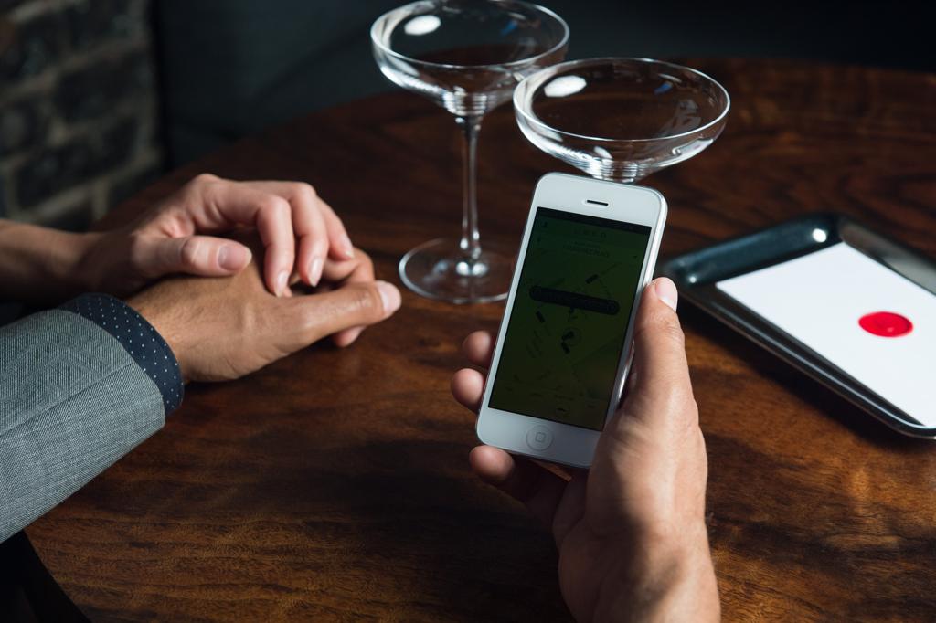 Uber causou ira entre os taxistas brasileiros. | Divulgação