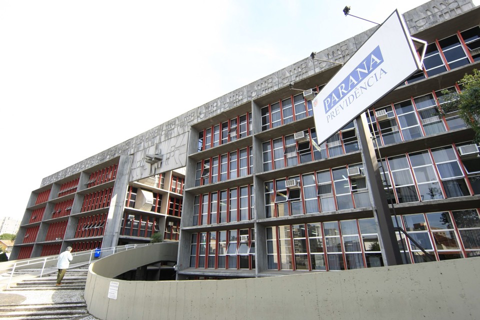 Projeto aprovado pela Assembleia tira um dinheiro importante do caixa da Paranaprevidência. | Aniele Nascimento/Gazeta do Povo