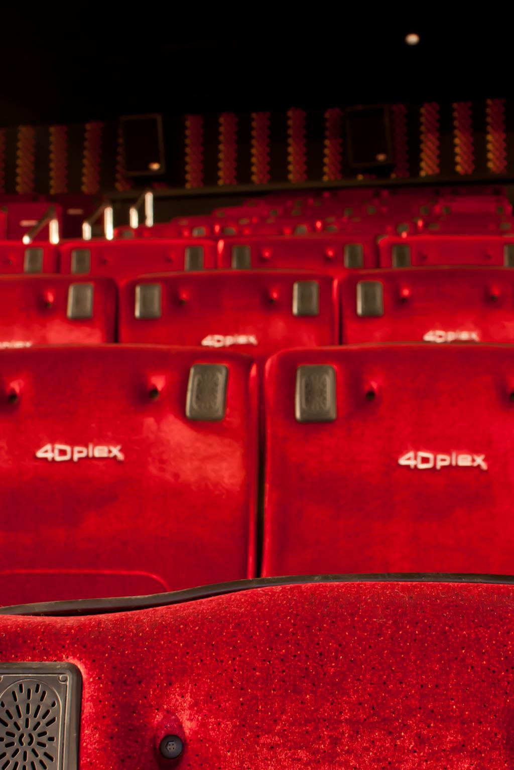 Sala tem 202 cadeiras que tremem e “dão soquinhos”. | Divulgação