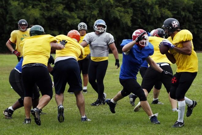 Seleção Brasileira de Futebol Americano fazendo um treinamento intensivo no feriado de Tiradentes na Unicentro em Irati, interior do Paraná. Seleção se prepara para a primeira participação do Brasil na Copa do Mundo de Futebol Americano. | Albari Rosa/gazeta do povo