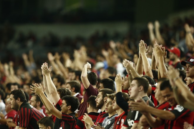 Torcida atleticana novamente vaiou o time. | Hugo Harada/Gazeta do Povo
