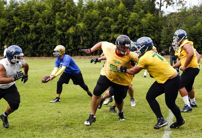 Seleção Brasileira de Futebol Americano fazendo um treinamento intensivo no feriado de Tiradentes na Unicentro em Irati, interior do Paraná. Seleção se prepara para a primeira participação do Brasil na Copa do Mundo de Futebol Americano. | Albari Rosa/gazeta do povo