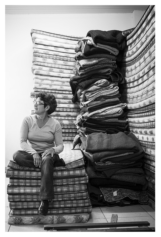 Sueli Cortiano se iniciou no atendimento aos necessitados observando as ações de caridade da mãe, dona Maria Pereira Galvão. Foi sua inspiração para se integrar, por uma década, às atividades da Pastoral da Família. Ali, fazia enxovais para criança. No início da década de 1990, passou a dirigir uma creche na controvertida Vila Trindade, no Cajuru. O trabalho com crianças e suas famílias a impulsionou a cursar Serviço Social. Formou-se aos 42 anos, destacando-se no atendimento à infância e adolescência em situação de vulnerabilidade social. Depois da morte do marido, Nelson, em 2012, iniciou nova fase, dessa vez na atenção ao povo da rua. | Alexandre Mazzo/Gazeta do Povo