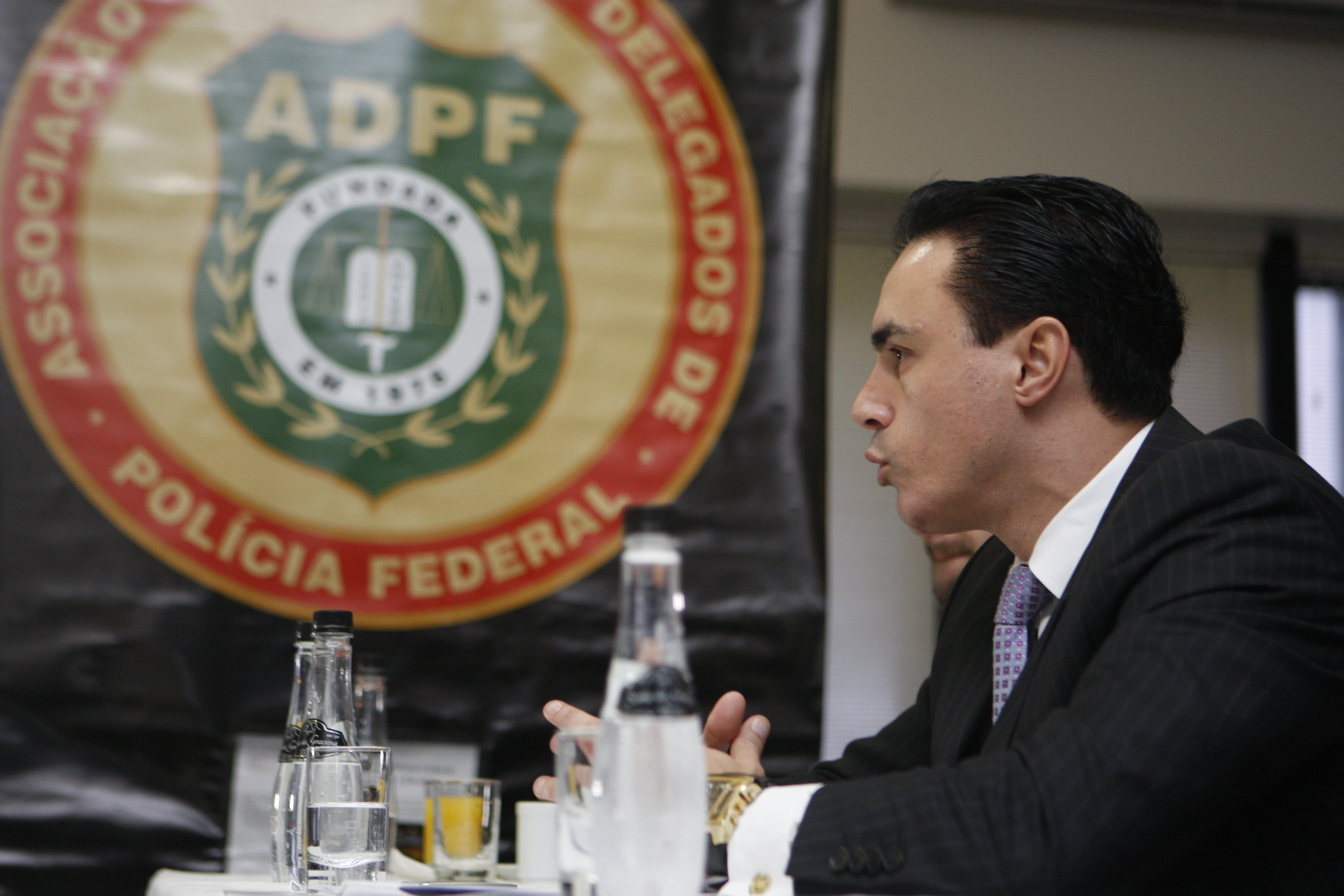 Algacir Mikalovski, presidente do sindicato dos delegados da PF no Paraná: policiais federais deslocados para Curitiba estão há dois meses sem receber diárias. | Aniele Nascimento/Gazeta do Povo