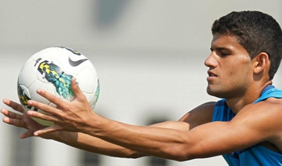 Revelado no Botafogo, Jadson teve passagem discreta pelo futebol italiano e chega para reforçar o Atlético até metade de 2016. | Divulgação