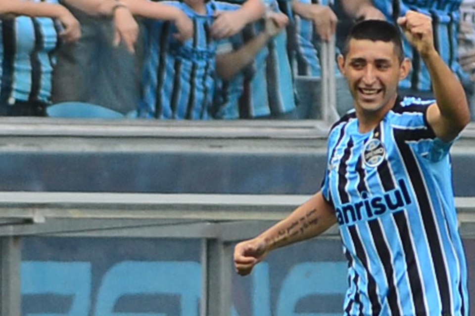 Alan Ruiz, ex-Grêmio, teria sido indicado ao Atlético pelo técnico Enderson Moreira, com quem trabalhou no Rio Grande do Sul. | Edu Andrade/FatoPress/Folhapress
