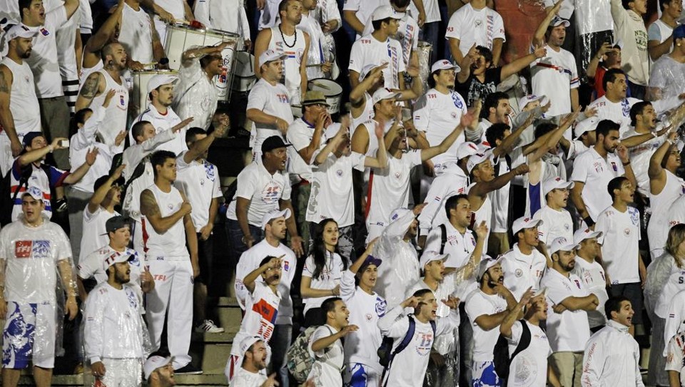 O jogo contra o Foz do Iguaçu teve o maior público do ano na Vila Capanema, inferior a 3 mil pagantes. | Antônio More/Gazeta do Povo