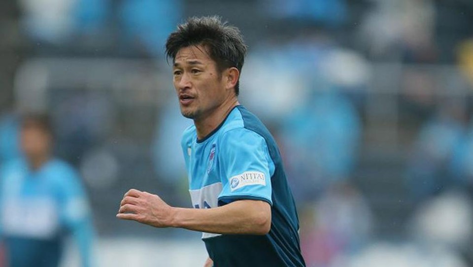 Kazu nem pensa em pendurar as chuteiras antes dos 50 anos. | Divulgação/J-League