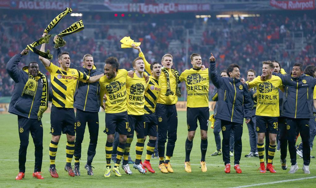 Borussia Dortmund venceu Bayern de Munique nos pênaltis e vai à final da Copa da Alemanha. | Michael Dalder/Reuters