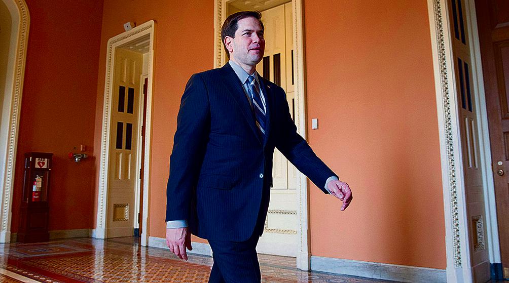 Pré-candidato republicano, o senador Marco Rubio, filho de cubanos, passou a defender mais segurança nas fronteiras. | Michael Reynolds /EFE