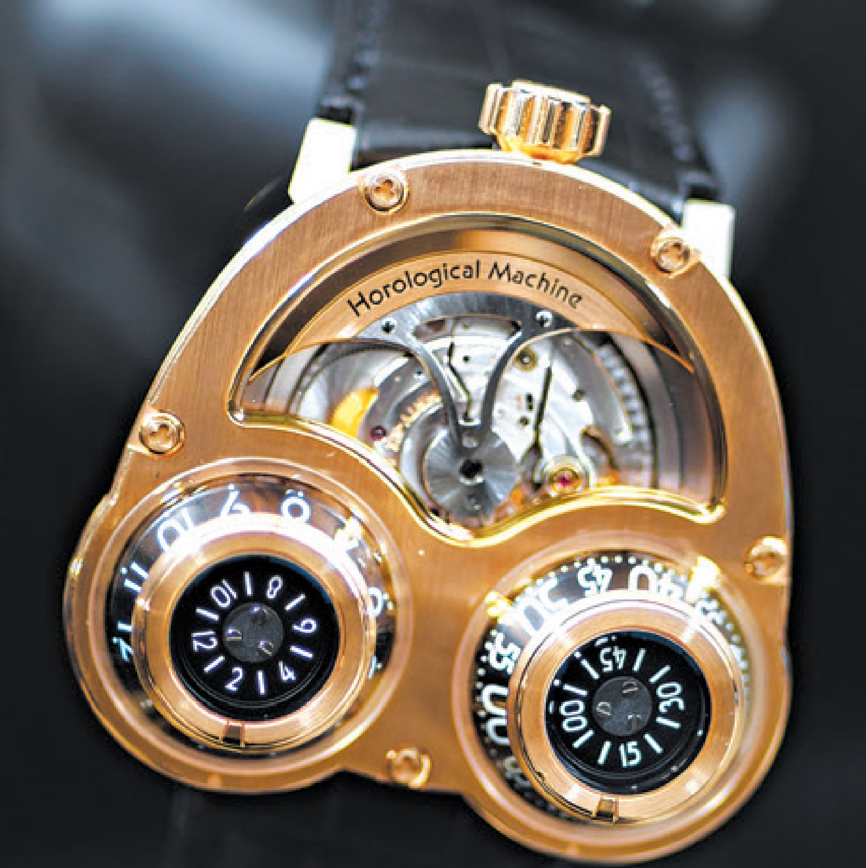 Horological Machine No. 3 Megawind, relógio de grife feito de ouro e titânio | Daniel Auf der Mauer/The New Yokr Times