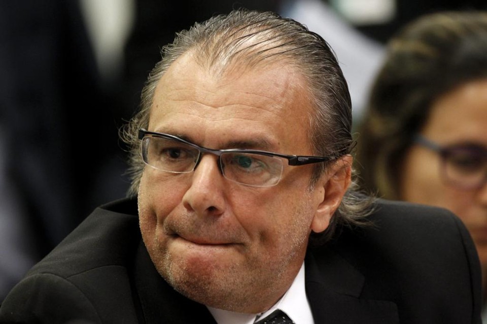 Barusco diz que o dinheiro da propina era dividido, na maioria das vezes, em duas partes dentro da Petrobras: uma para a Casa (Duque e Barusco) e outra para o PT. | Fernando Bizerra Jr./EFE