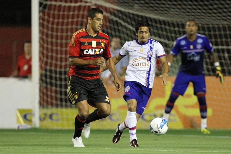 Diego Souza não tem prestígio com a torcida, mas é o principal jogador do Rubro-Negro pernambucano. | Marlon Costa/Estadão