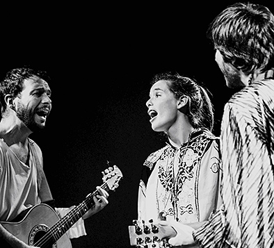 Trio homenageia poeta. | Divulgação