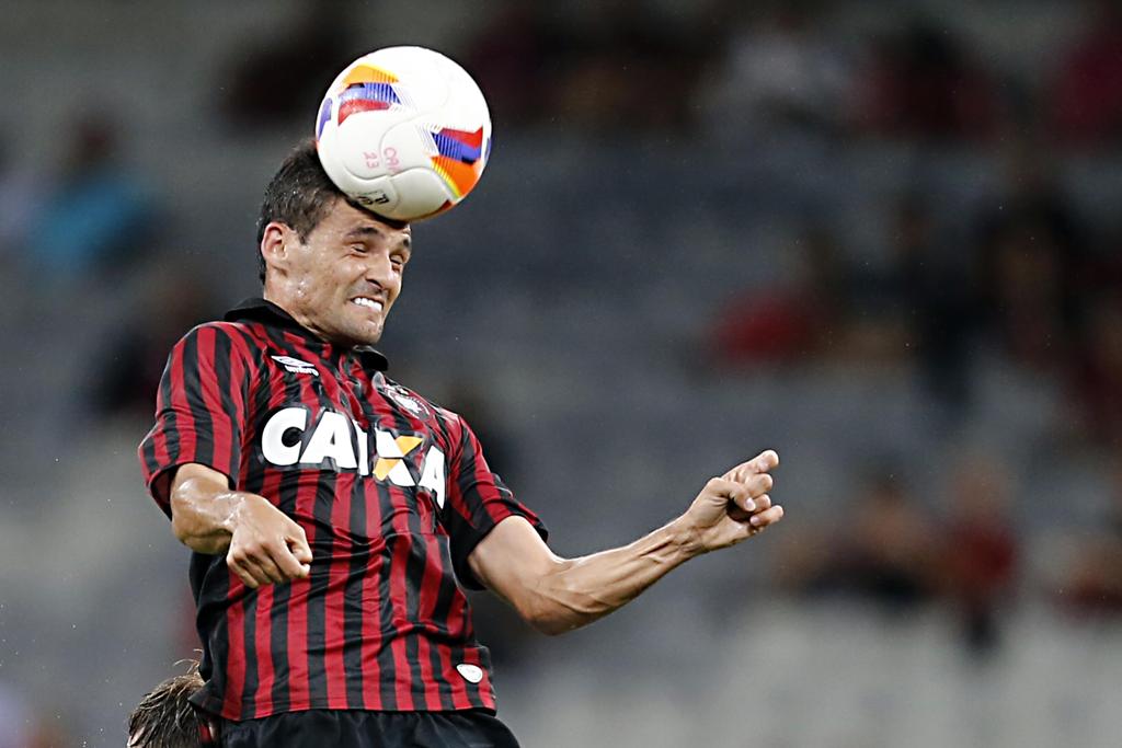 Paulinho Dias pode aparecer no segundo tempo contra o Goiás. | Albari Rosa/Gazeta do Povo