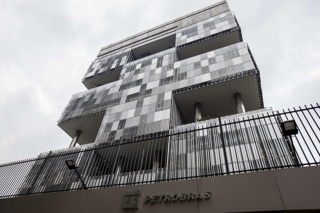 Lucro registrado no primeiro trimestre é um alívio depois do prejuízo de quase R$ 22 bilhões em 2014. | Antonio Lacerda/EFE